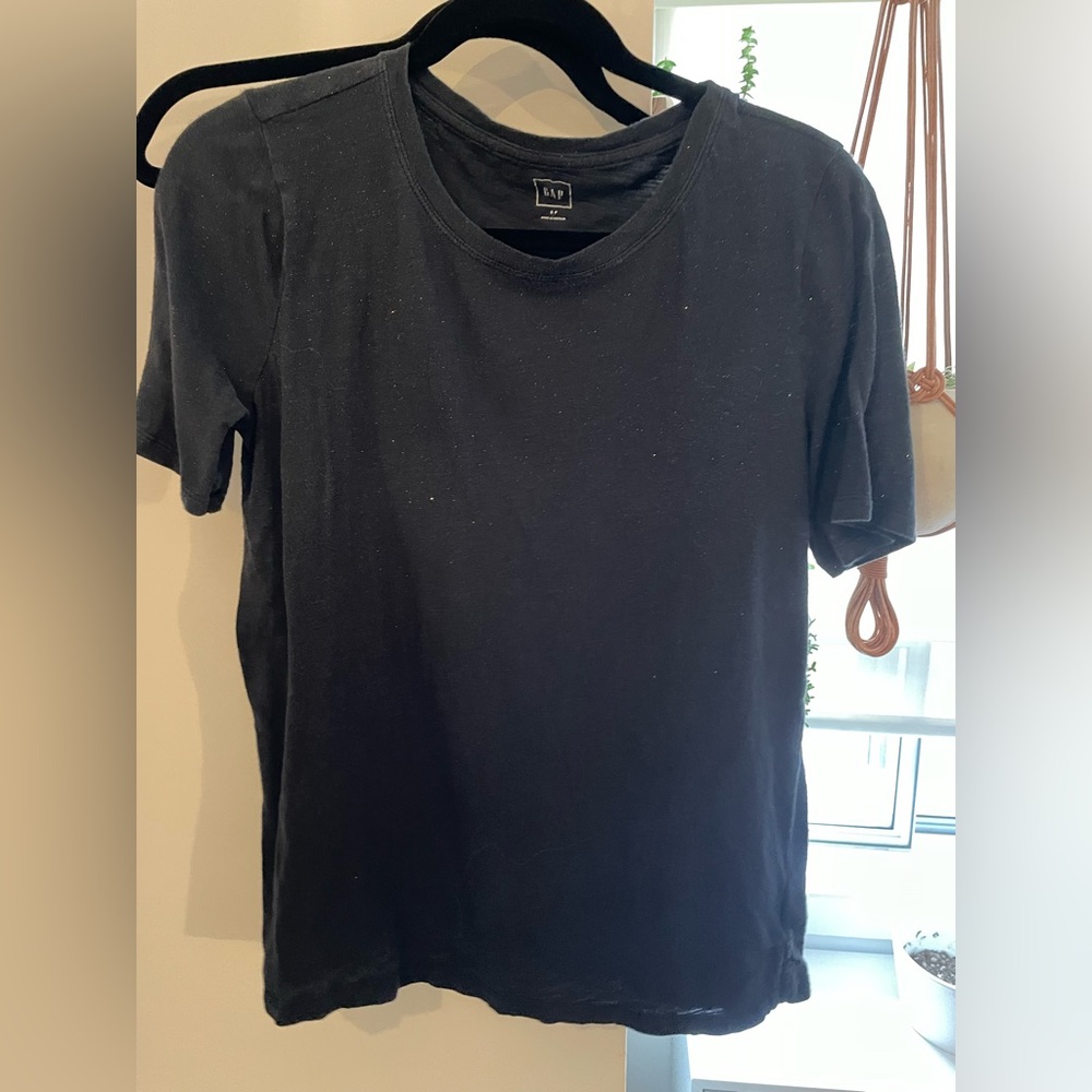 Gap black t-shirt with gold sparkles